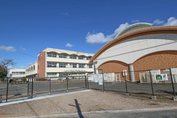 岡山市立江西小学校：430m