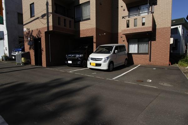 札幌市厚別区厚別中央四条マンション 駐車場