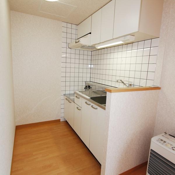 札幌市白石区南郷通マンション キッチン