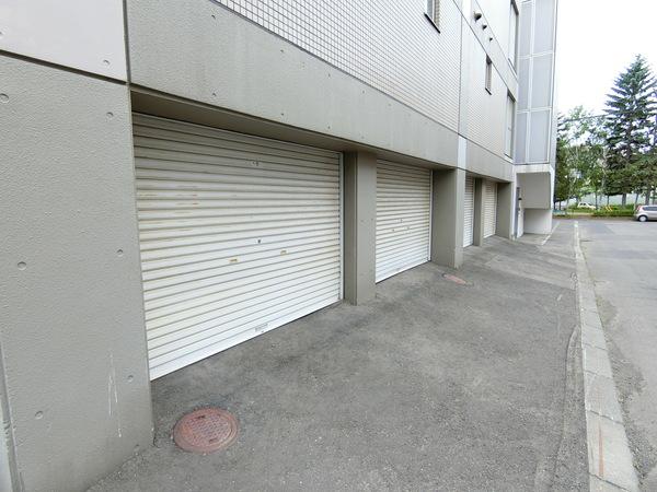 ラ・メルセ厚別 駐車場
