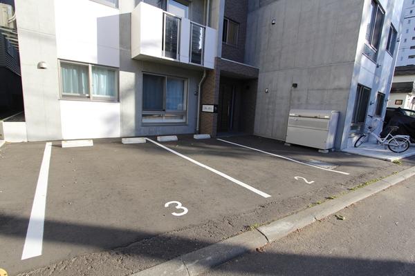 札幌市厚別区厚別中央二条マンション 駐車場