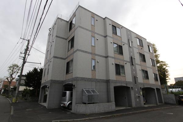 札幌市厚別区青葉町マンション 外観