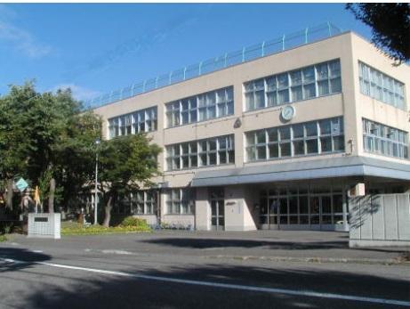 札幌市立青葉小学校：200m