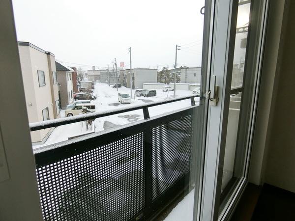 札幌市厚別区厚別東五条アパート バルコニー