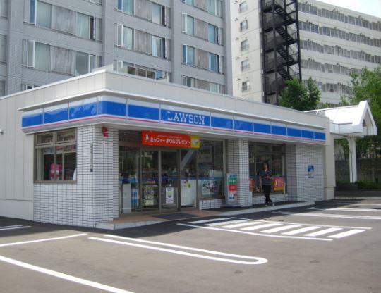 ローソン札幌厚別中央1条店：30m