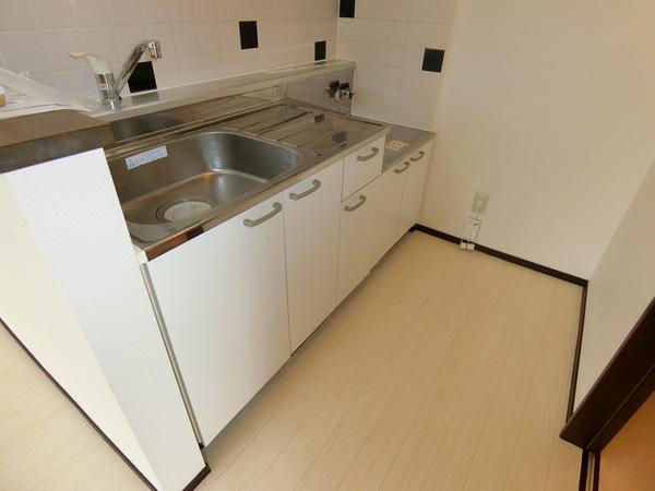 北広島市大曲南ヶ丘アパート キッチン