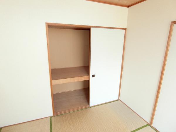 札幌市厚別区厚別中央一条アパート 収納