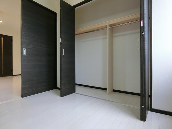 北広島市大曲南ヶ丘アパート 収納