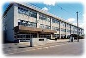 札幌市立平岡小学校：792m