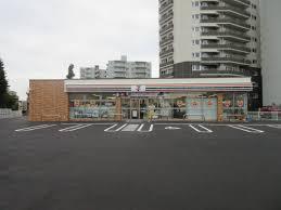 セブンイレブン札幌厚別中央3条店：310m