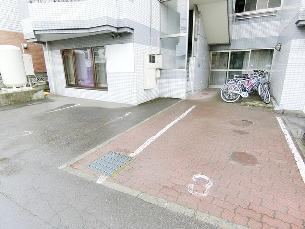 札幌市厚別区厚別中央二条マンション 駐車場