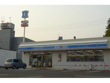 ローソン厚別駅前店：374m