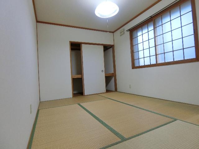 札幌市厚別区厚別北一条アパート 収納