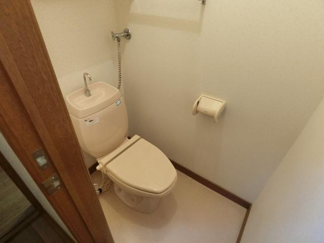 札幌市厚別区厚別北一条アパート トイレ