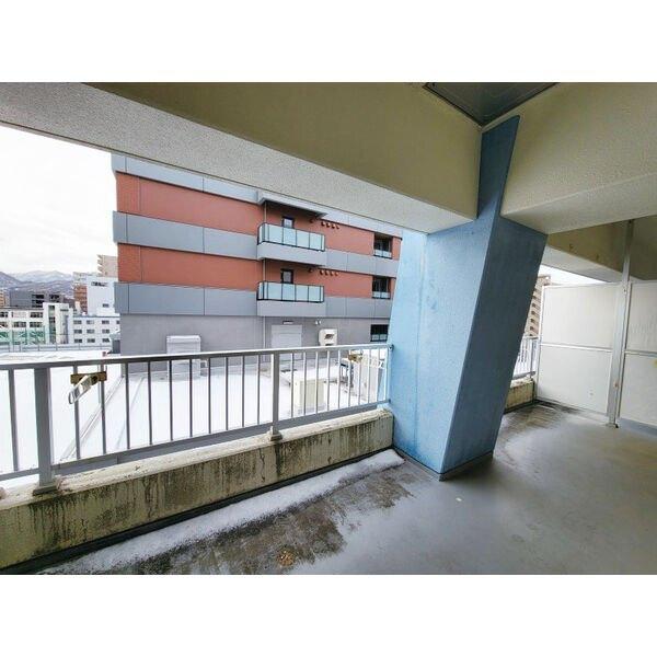 札幌市中央区北四条西マンション バルコニー
