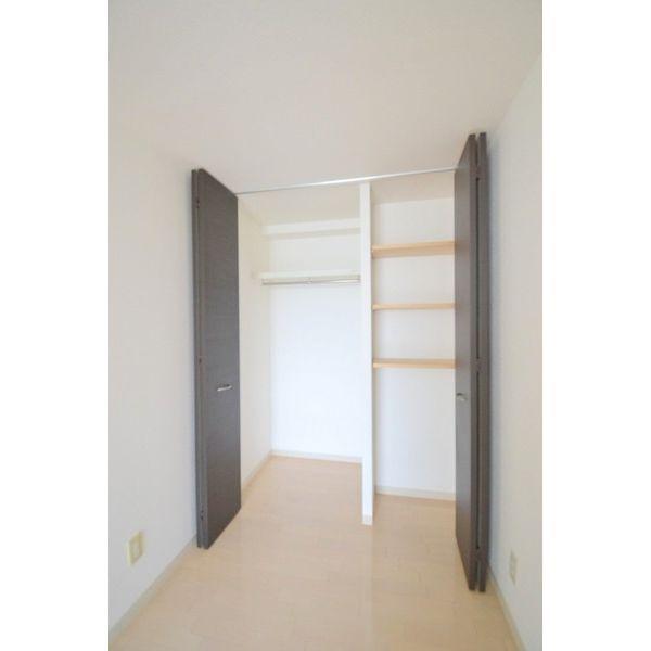 札幌市中央区南十六条西マンション 収納