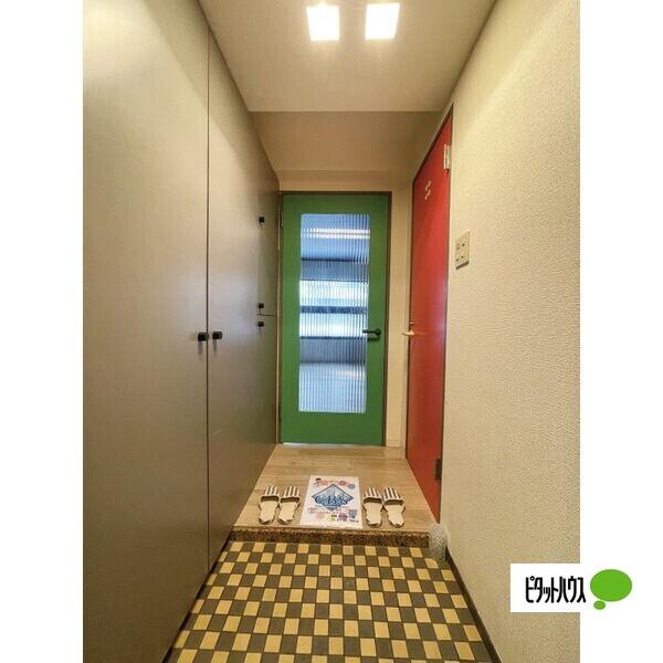 札幌市中央区南十一条西マンション 玄関