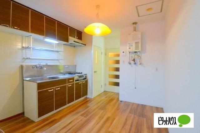 札幌市豊平区豊平八条マンション キッチン