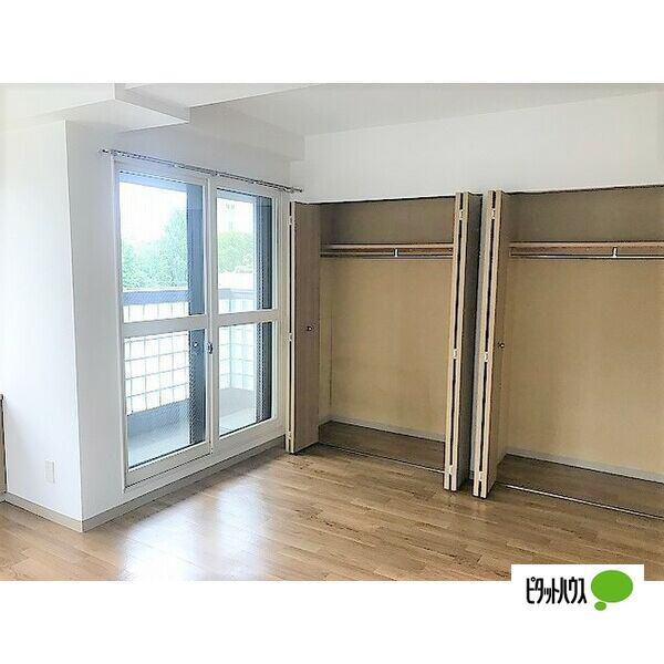 札幌市中央区北三条西マンション 収納