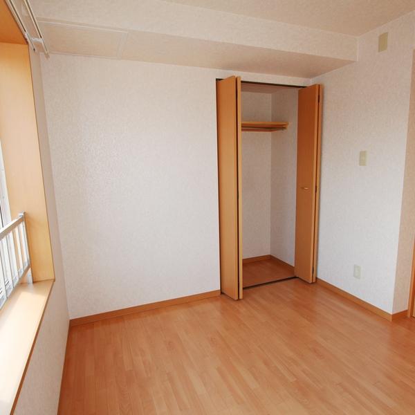 札幌市白石区南郷通マンション 収納