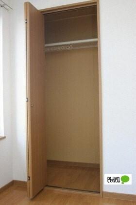 札幌市白石区栄通アパート 収納