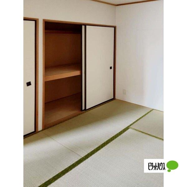 札幌市中央区南七条西マンション 収納