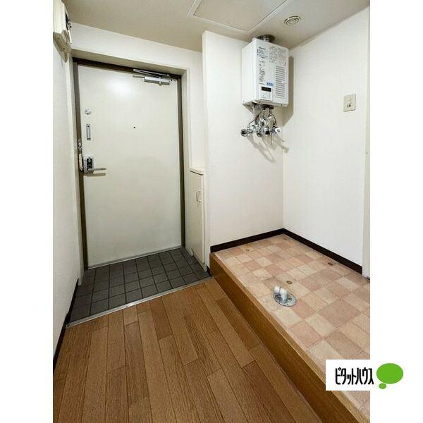 札幌市北区北二十四条西マンション 玄関