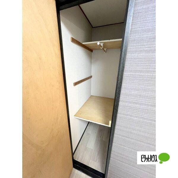 札幌市中央区南十六条西マンション 収納