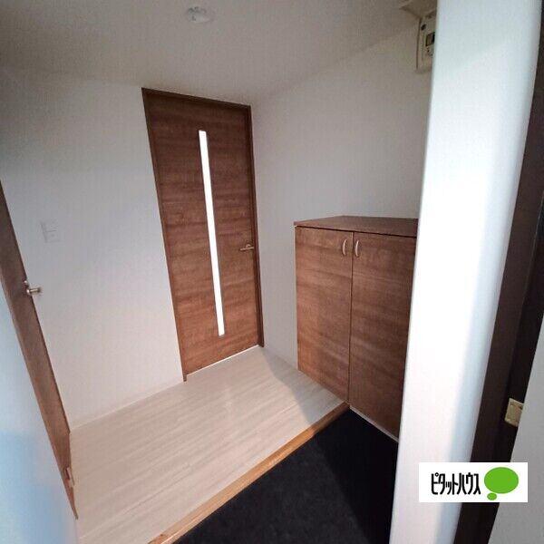 札幌市南区真駒内東町マンション 玄関