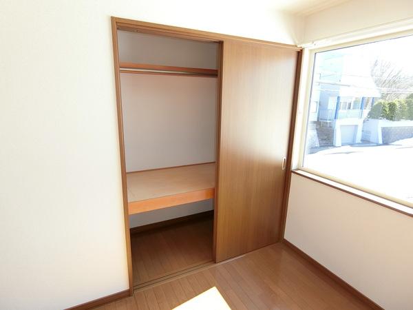札幌市清田区里塚二条アパート 収納
