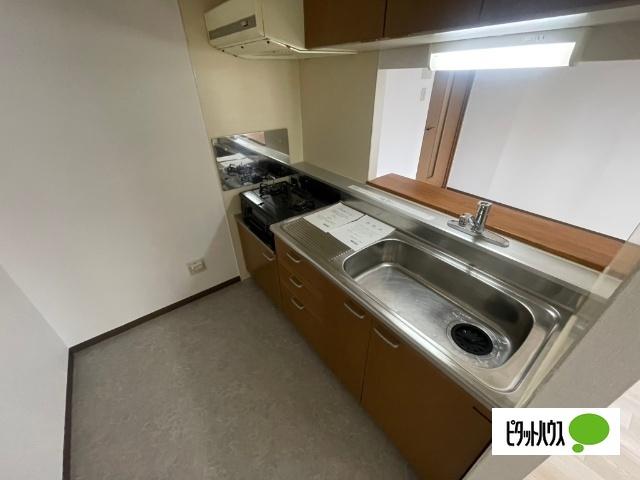札幌市豊平区月寒東一条マンション キッチン