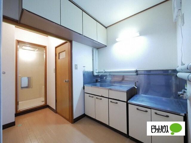 札幌市西区山の手二条アパート キッチン