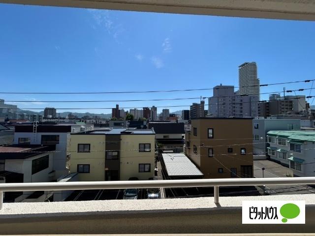 札幌市西区八軒二条東マンション 眺望