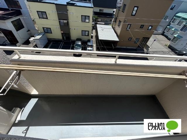 札幌市西区八軒二条東マンション バルコニー