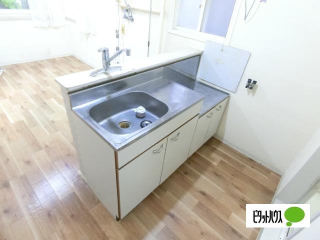 札幌市清田区清田三条アパート キッチン