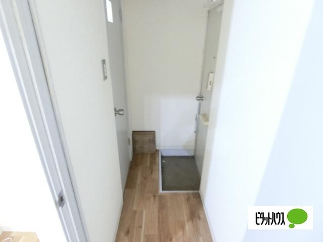札幌市清田区清田三条アパート 玄関