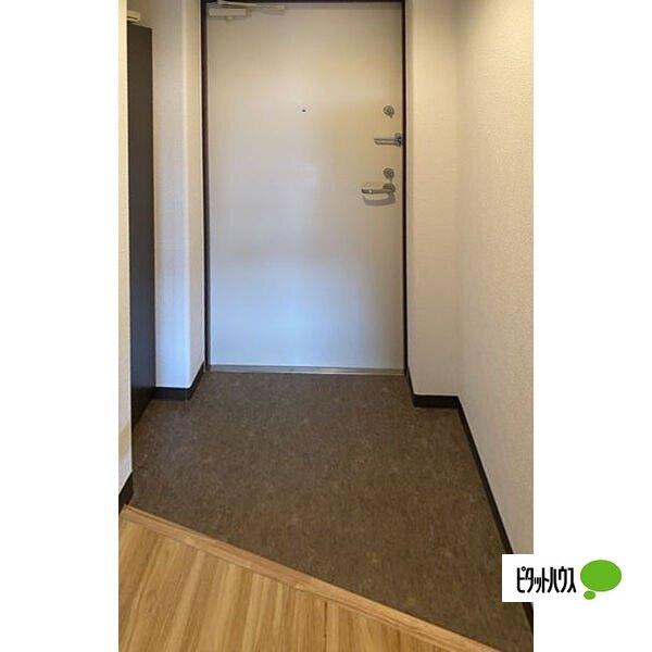 札幌市豊平区平岸三条マンション 玄関