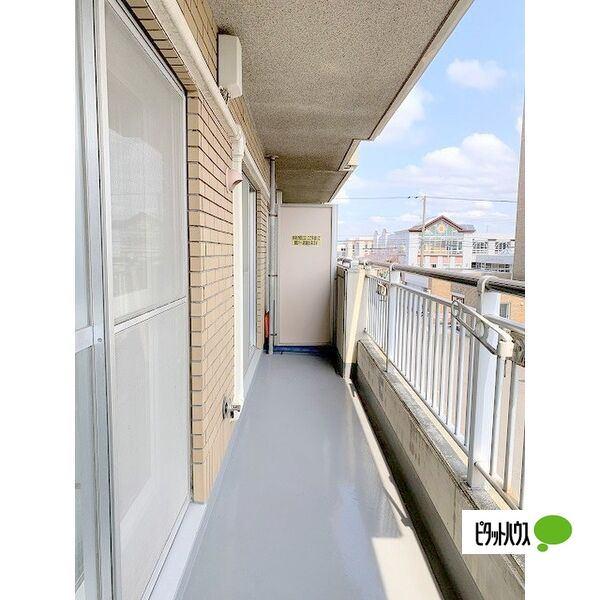 札幌市東区北三十六条東マンション バルコニー
