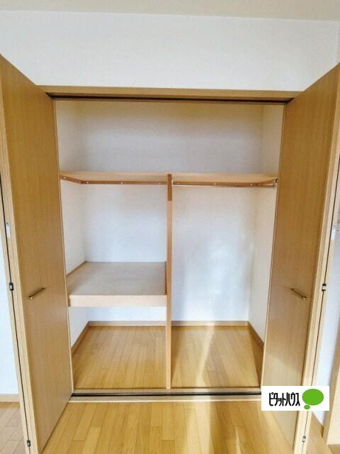 札幌市中央区南十三条西マンション 収納