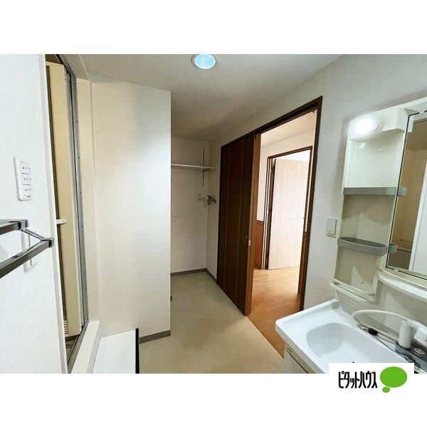札幌市東区北三十三条東マンション 洗面