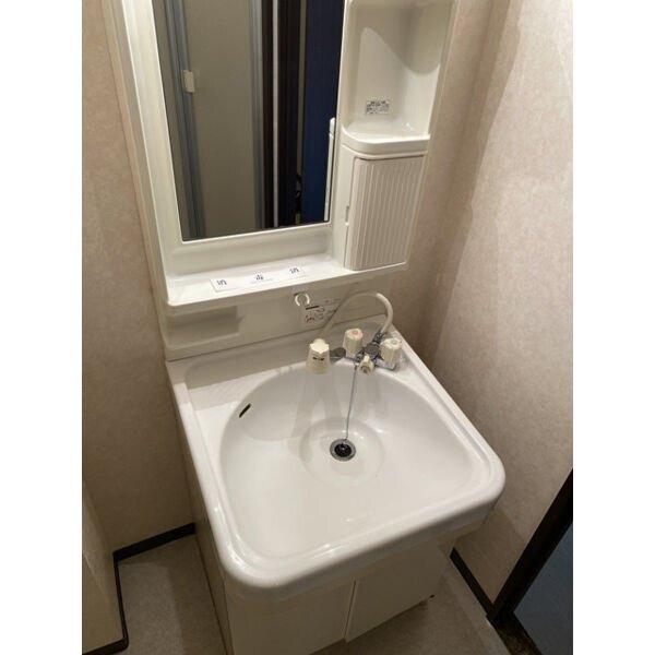 札幌市中央区南七条西マンション 洗面