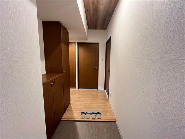 BRO北野 玄関