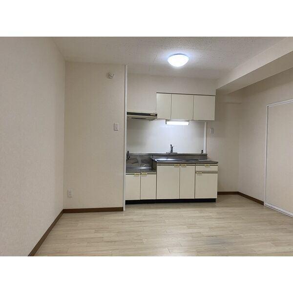 札幌市南区澄川三条マンション キッチン