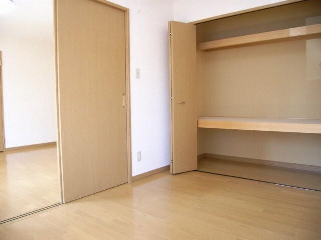 札幌市厚別区青葉町アパート その他