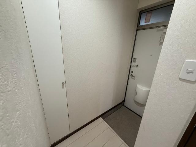 江別市野幌若葉町アパート 玄関