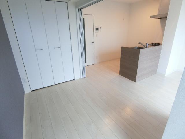 クリスタルガーデン栄町 その他
