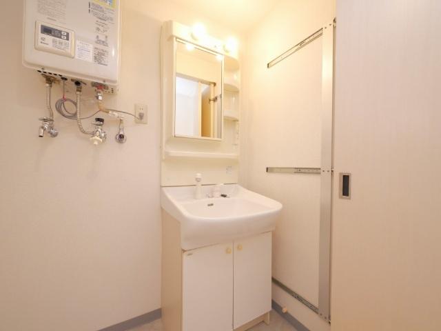 札幌市中央区南六条西マンション 洗面
