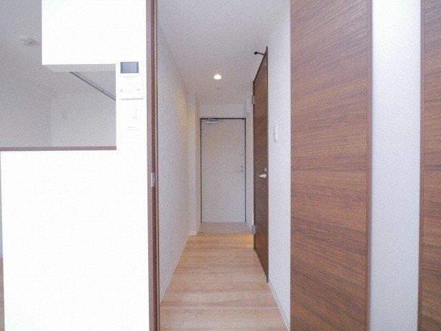 ランドヒルズ 玄関