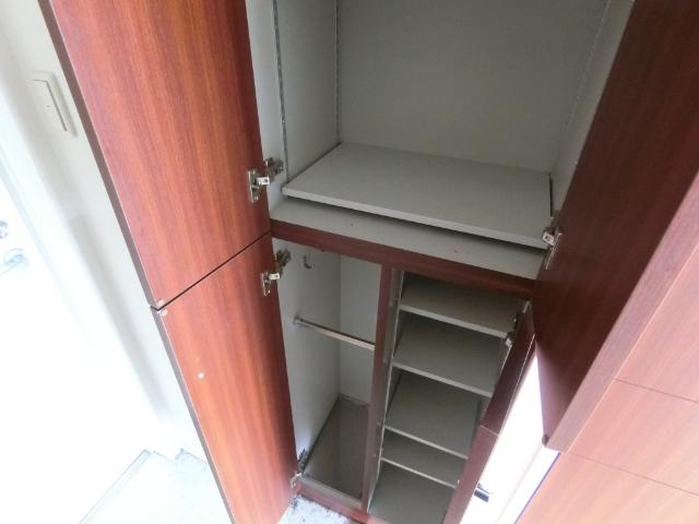 クラッセ近代美術館北 その他