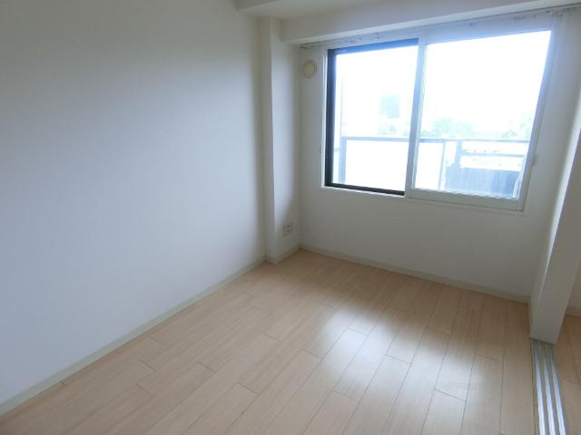 クラッセ近代美術館北 その他